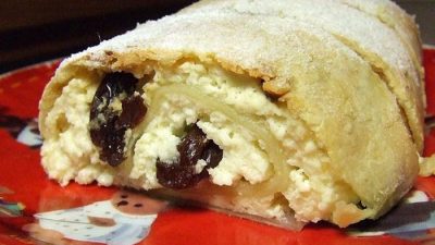 Австрийский штрудель с творогом и изюмом