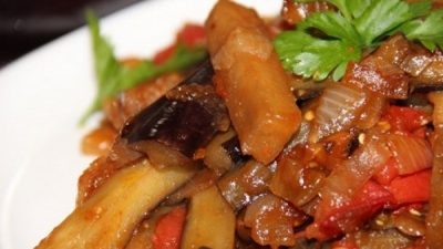 Баклажаны по-китайски на сковороде