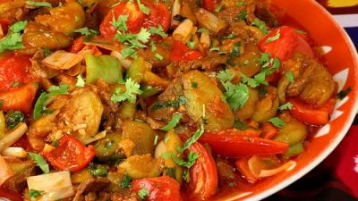 Баклажаны тушеные с мясом в мультиварке