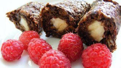 Банановые роллы с семечками льна