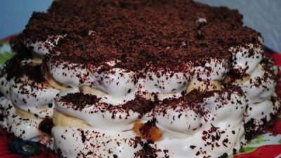 Банановый торт из пряников с грецким орехом