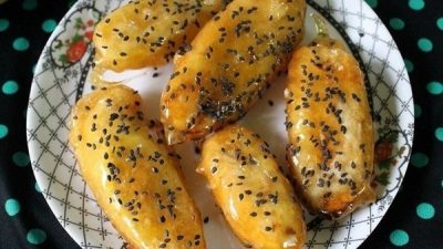 Бананы в золотистой карамели