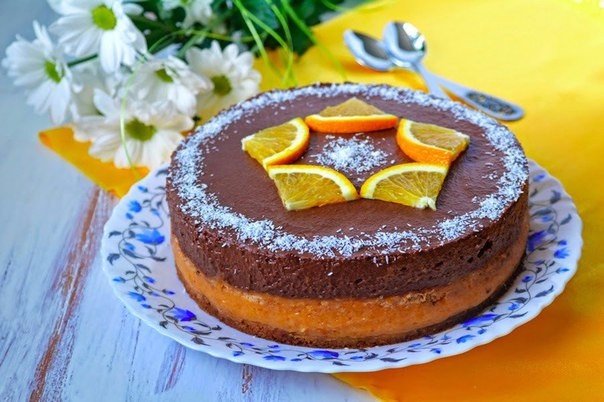 Бисквитный шоколадно-абрикосовый торт
