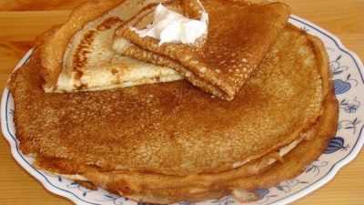 Блины на кефире к завтраку