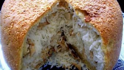 Бочонок из теста с пловом