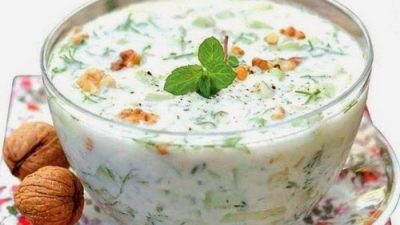 Болгарский суп «Таратор» с грецкими орехами