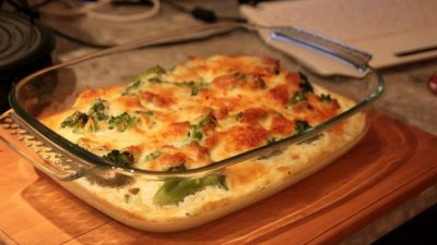Брокколи запеченные под сыром