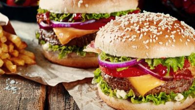 Бургеры с говяжьими котлетками