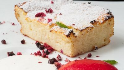 Быстрая запеканка из творога к завтраку