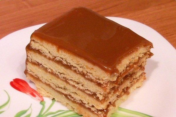 8 восхитительных тортов со сгущенкой для любого повода и без