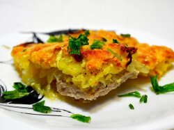 Картофель по-французски с мясом в духовке