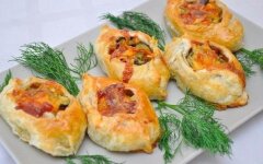 Лодочки со свининой и картофелем