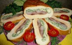 Фаршированный батон с селедкой и яйцами