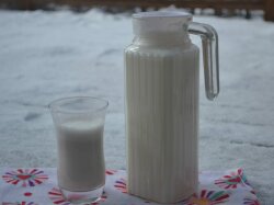 Молоко из цельного овса и воды