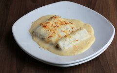 Каннеллони с фаршем под соусом в мультиварке