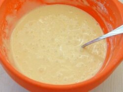 Дрожжевое тесто для пиццы на молоке с майонезом