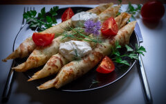 Блинчики на молоке с сыром и зеленью