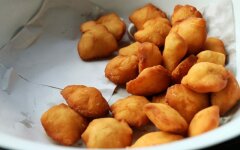 Банановые пончики с крахмалом
