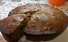 Постная лимонная коврижка с орехами и цукатами