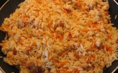 Плов с курицей на сковороде