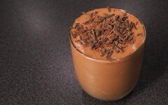 Шоколадный мусс со сливками