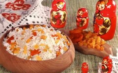Рисовая кутья с сухофруктами и медом