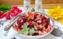 Винегрет с квашеной капустой, спаржей и кунжутным маслом