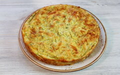 Заливной пирог с кабачками и сыром