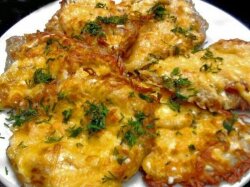 Мясо по-капитански с грибами и сыром