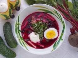 Диетический свекольник без картофеля с чесноком