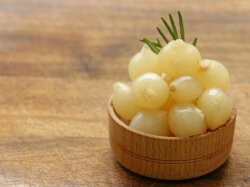 Маринованный посевной лук на зиму