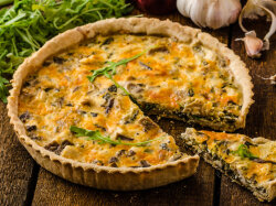 Киш с грибами и сыром по-французски