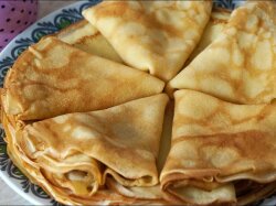 Бабушкины тонкие блины на молоке и воде