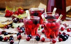 Компот из клюквенной заморозки