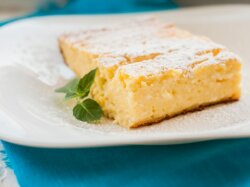 Творожная запеканка с сыром без сахара в мультиварке