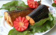Скумбрия в маринаде из заварки и луковой шелухи