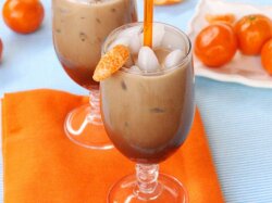 Мокко с молоком и мандаринами