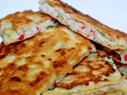 Восточные гренки из лаваша со сливочным сыром