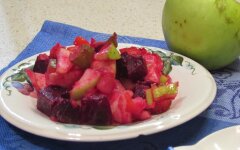 Винегрет со свежей капустой и яблоком без картошки