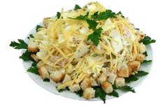 Салат «Цезарь» с курицей, кресс-салатом и сухариками