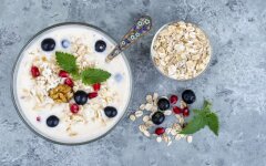 Медовая гранола с сухофруктами и орехами