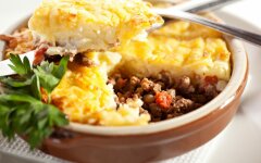 Пастуший пирог с говяжьим фаршем в духовке