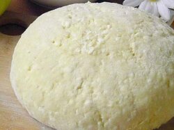 Творожное тесто на молоке для пирога