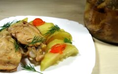 Курица в соевом соусе с картошкой в банке