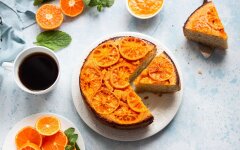 Мандариновый пирог-перевертыш с карамельной корочкой