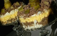 Слоеный печеночный салат «Буржуа»