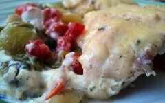 Куриное филе с брюссельской капустой и сладким перцем