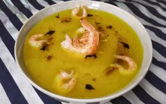 Тыквенный суп-пюре с креветками
