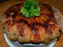 Трехслойный мясной пирог без муки в мультиварке