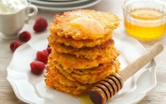 Тыквенные драники с яблоками